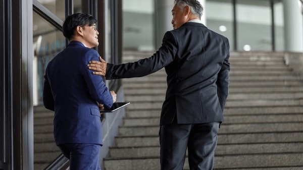 The Coaching Mindset: Why the Best Leaders Ask More Than They Tell